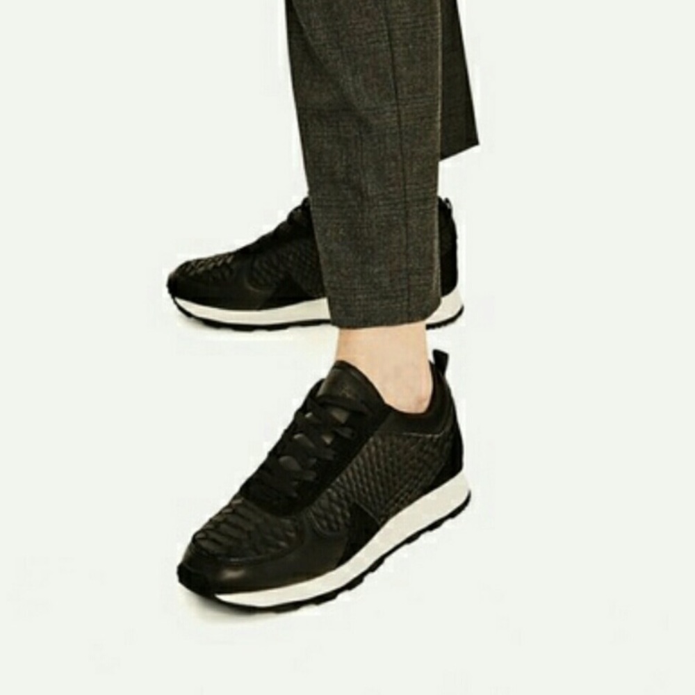 Zara Woman black leather sneakers size 6 (36)